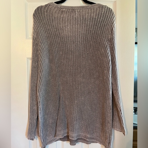 Vintage Havana Medium Sweater with Criss across Lace-up Design on front/sleeves - Picture 4 of 4